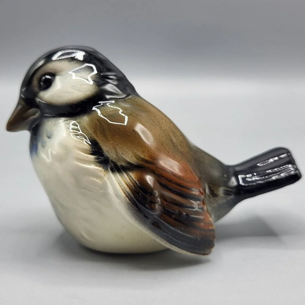 Vintage Goebel Sparrow Bird Figurine Porcelain Collectible West Germany